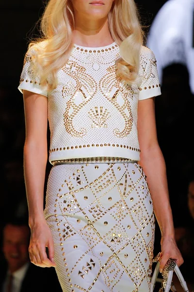 Look 52